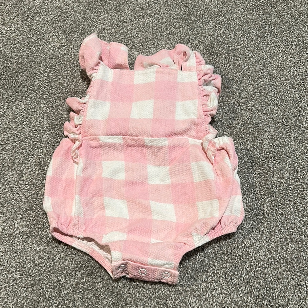 Mudpie gingham ruffle pink‎ and white bubble romper 6-9 months